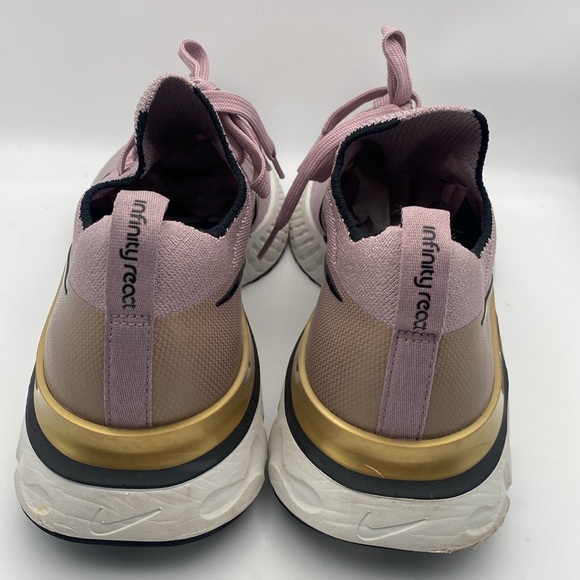 nike infinity react plum